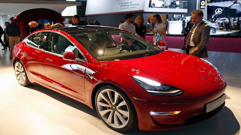 NHTSA: Tesla's 'lowest probability of injury' claim goes beyond its analysis